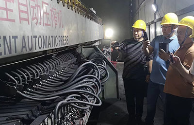 智能變腔壓榨機：煤泥資源化處置設備